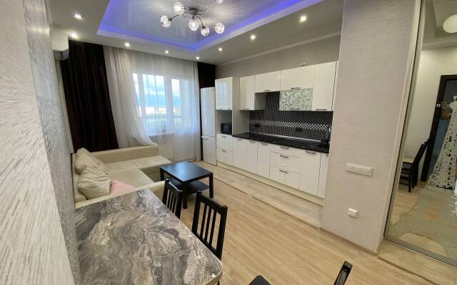 Trekhkomnatnaya Kvartira Povyshennoy Komfortnosti Flat