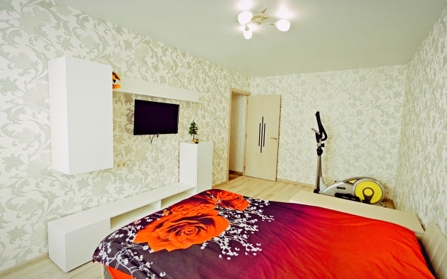 Квартира Полноценная 2хкомнатная квартира на 9 мая