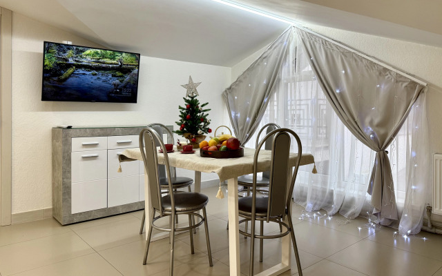 Апартаменты №5 Джуниор на мансардном этаже