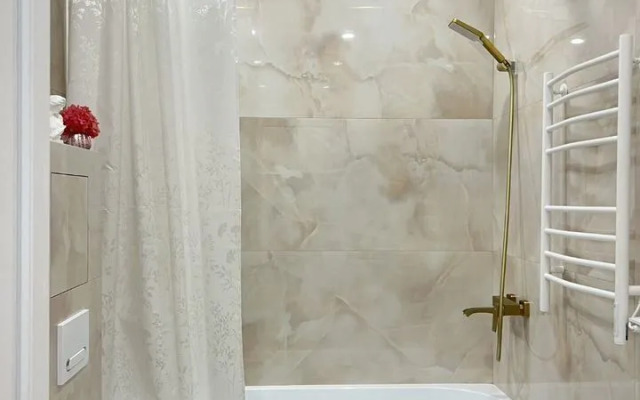 Апартаменты студия на Колхозной 5/2к4