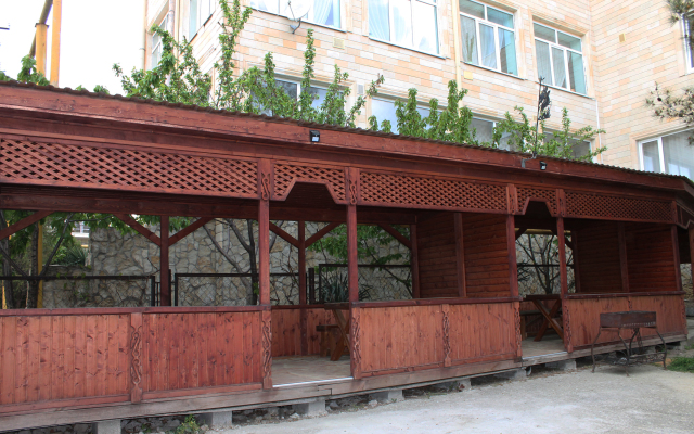 Zhemchuzhina Guest House