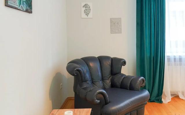 Na Krasnoarmeyskoy 24А Flat 3-room