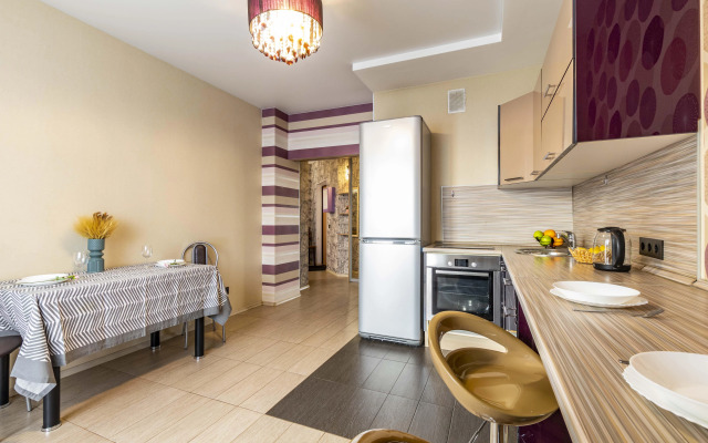 Квартира 1-комнатные BeGuest возле метро Ботаническая для 4х гостей