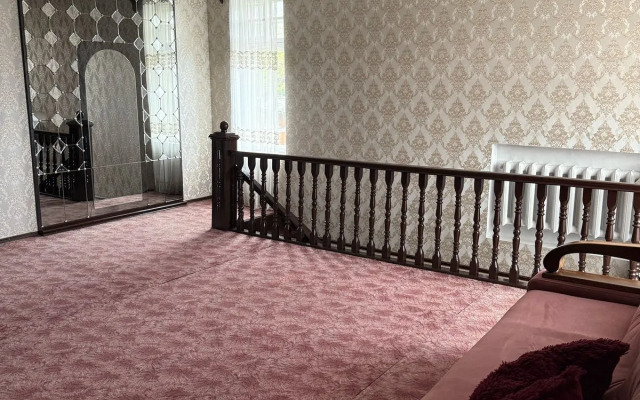 Частный Дом Счастливых Путешествий