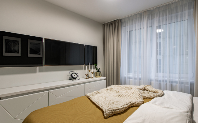 Studiya U Metro Bukharestskaya Flat