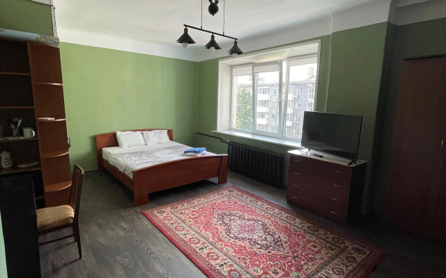 V Tsentre Novosibirska Apartments