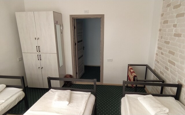 Chinor Hostel