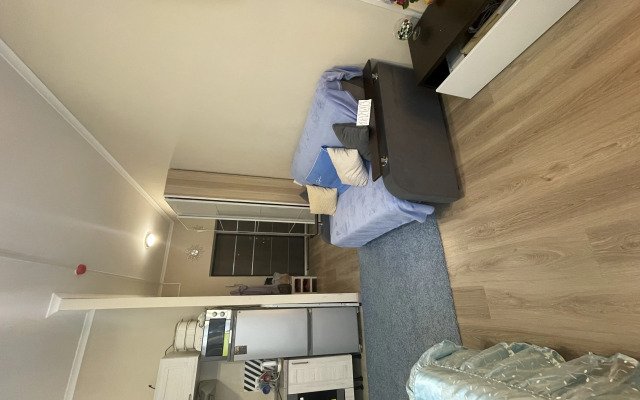 Uyutnaya Studiya v Novom Zhk Letniy Sad Apartments
