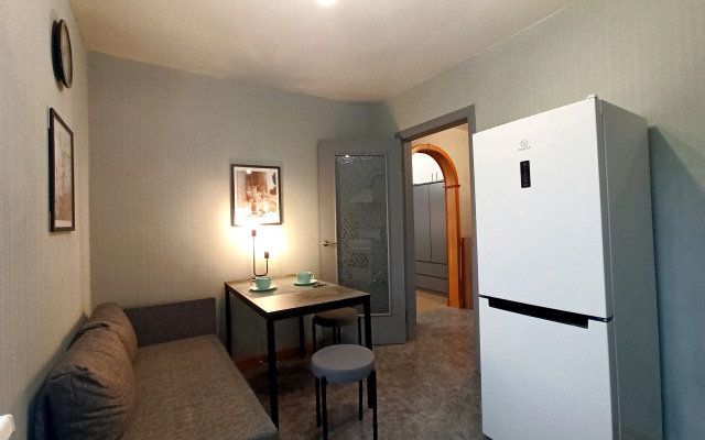 Uyutnaya Blizko ot Vokzala i Serysheva Flat