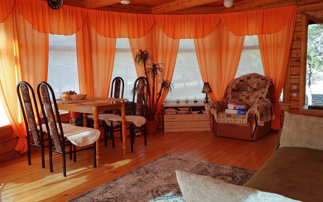 Частный Дом на Берегу Волги