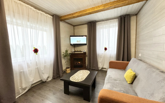 V 14 Km Ot Minska Private House