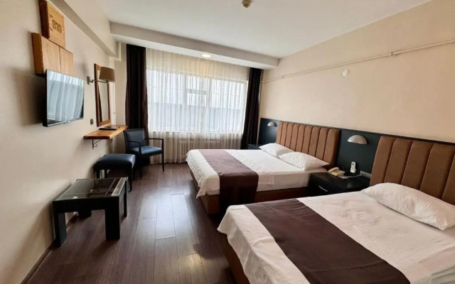 Simisso Hotel