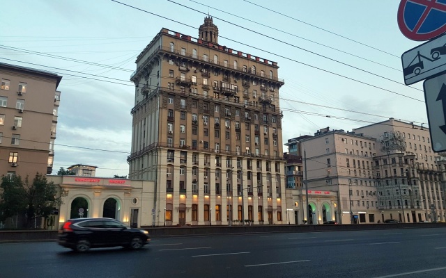 Na Prospekte Kutuzova 21 Apartments