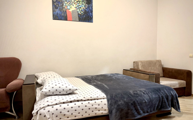 Апартаменты Бакинская 18к1