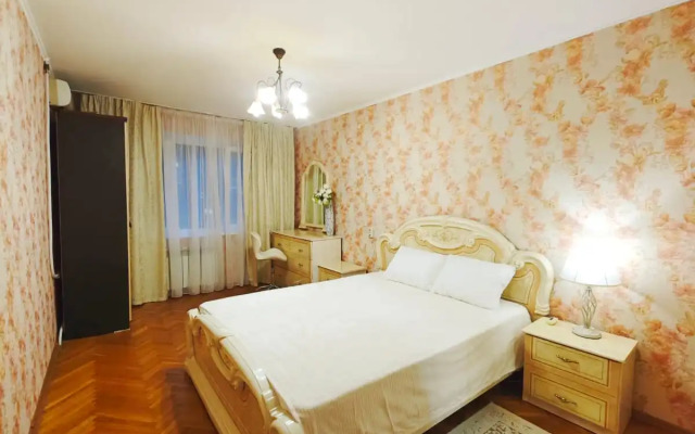 Na Ul Roz 41 Flat
