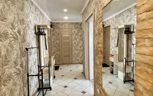 Uyutnaya Dvukhkomnatnaya V Tsentre Goroda Flat