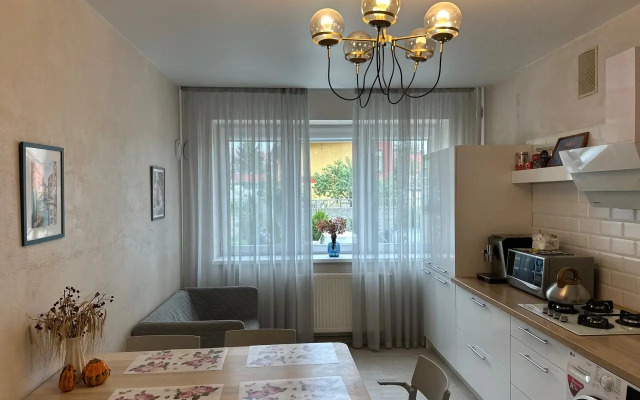 Na Fizkulturnoy Flat
