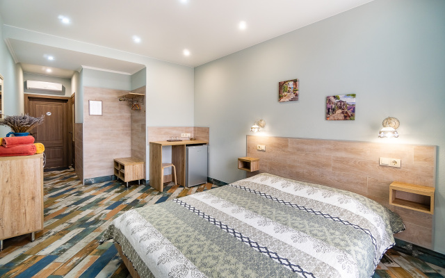 Rahil Guest House