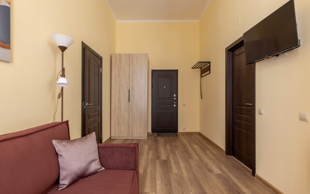 One-Room R&B Apartments on Nevsky 23