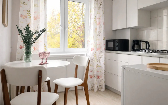 Апартаменты АпартМари рядом с парком Юность и Верхним озером