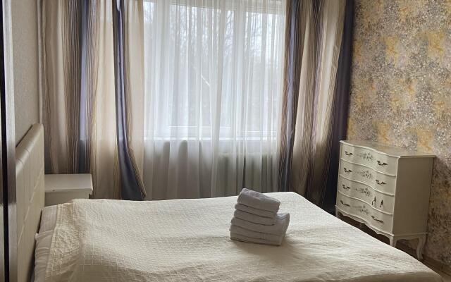 Апартаменты На Старопрегольской Набережной 16