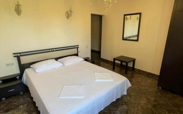 Kamila Private House