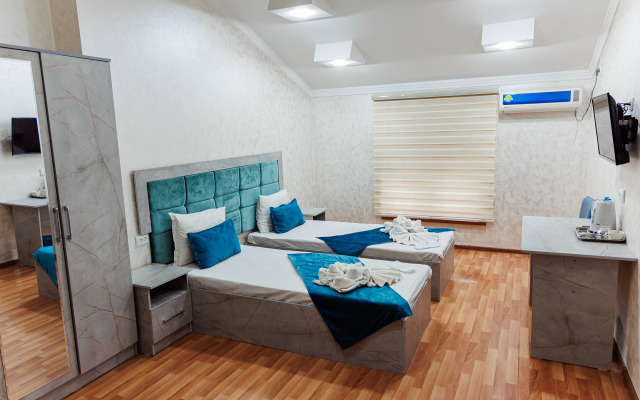 Art Inn Hotel