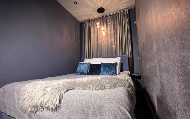 Persia Apartments