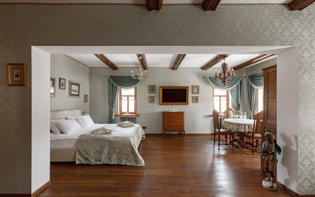 Отель Империал