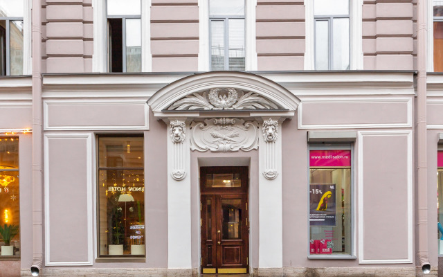 Vremya gostey Hostel