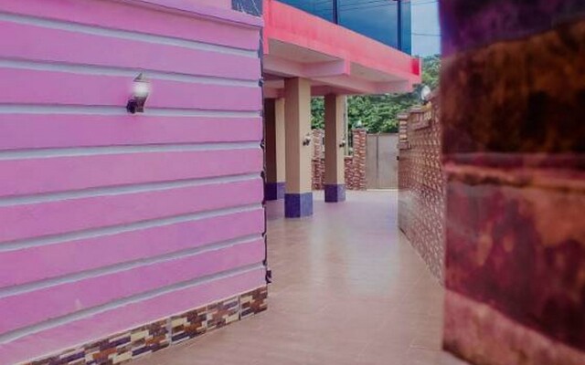 Ama Luxury Suites Hotel