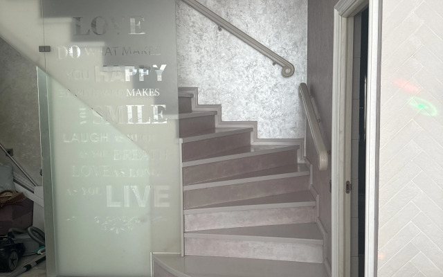 Dvukhurovnevaya 106 Flat