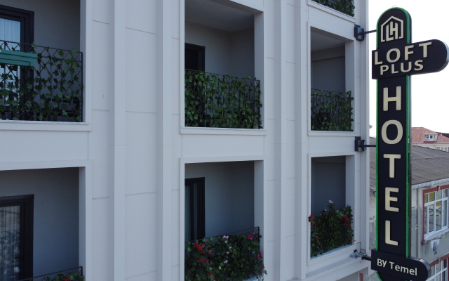 Loft Plus Hotel
