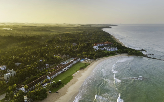 EKHO Surf Bentota Hotel
