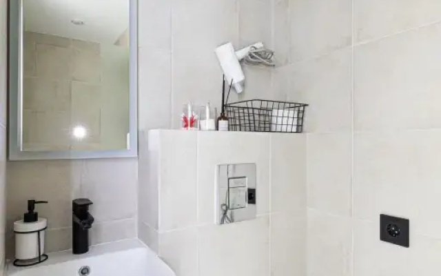 Apartamenty radom s Plosad'u Sennoj ot Uut i Komfort NN