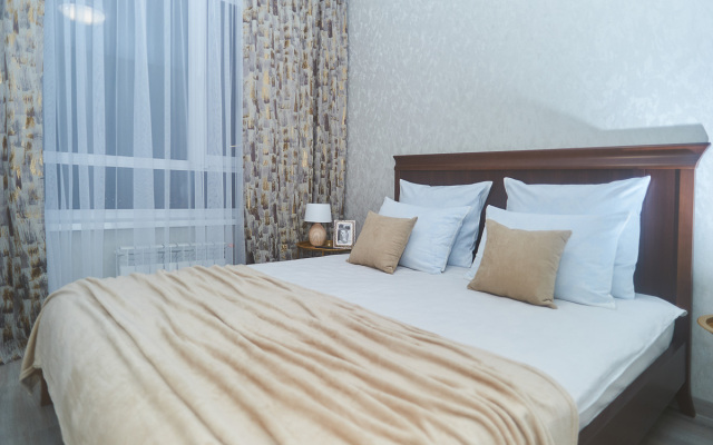 Dvukhkomnatnye Kak Doma 58 Na Mira 78 Apartments