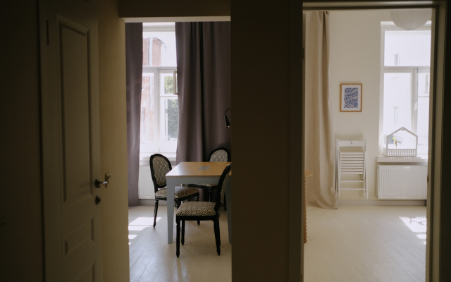 V Dokhodnom Dome Kerbera Flat