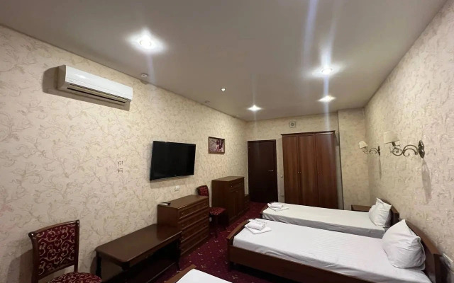 Avtor Hotel