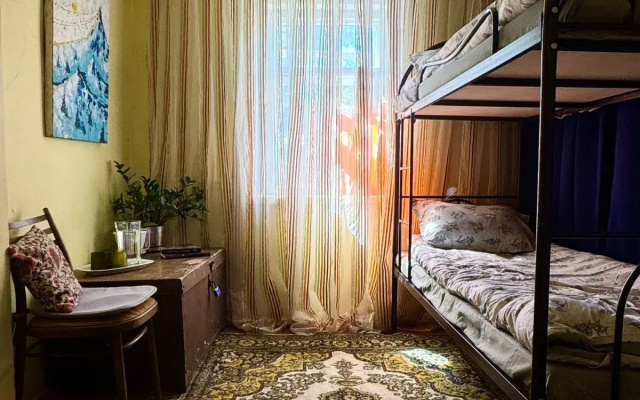 Хостел Art House 1906