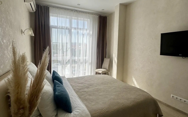 Na Ulitse Nizhneimeretinskaya 143 Flat