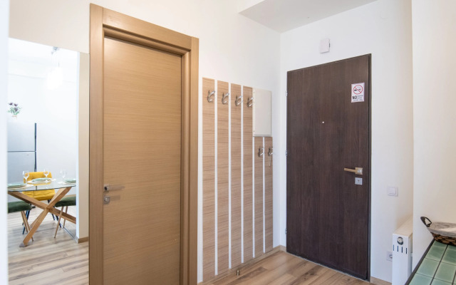 Апартаменты рядом с парком и метро