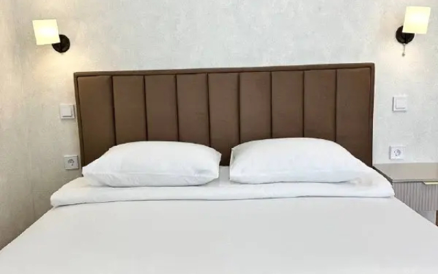 Апартаменты Студия напротив  Мать и Дитя