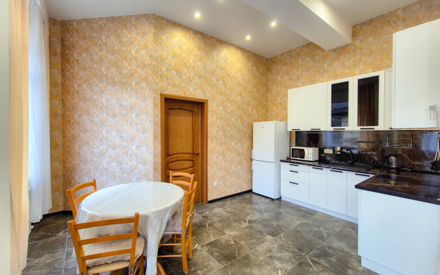 Квартира на Грибном переулке, 2