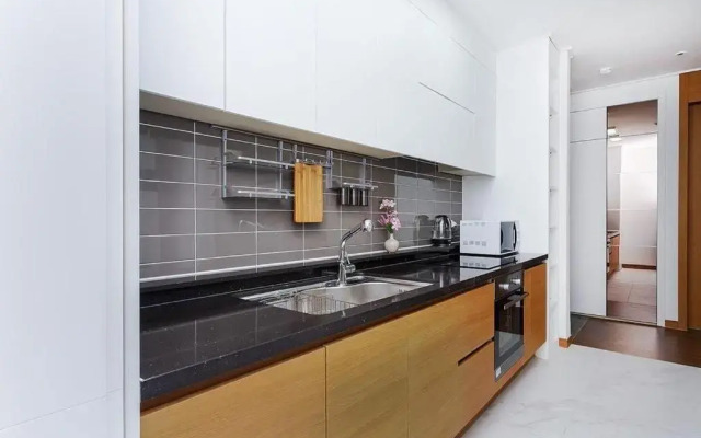 Na Prospekte Kabanbay Batyra, 43blokb Apartments