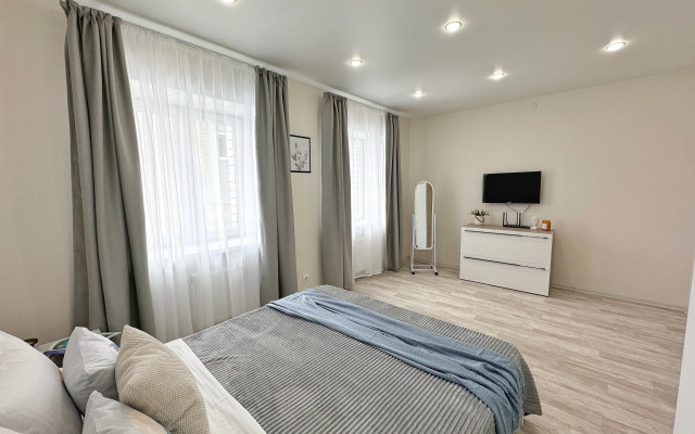 Svetlaya Dvushka Na Moskovskoy 76 Flat