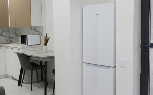 Апартаменты на Светлой 18 (302)