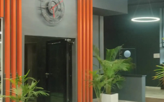 Studiya na Zapadnoy Flat