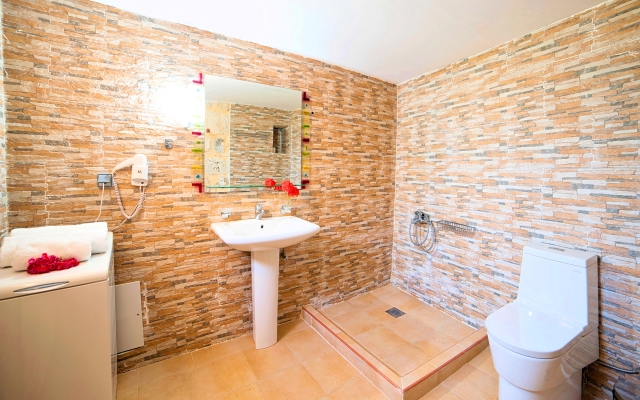 Cretan Breeze Villa Heated Pool