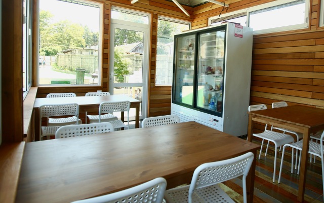 TK's House Guest House