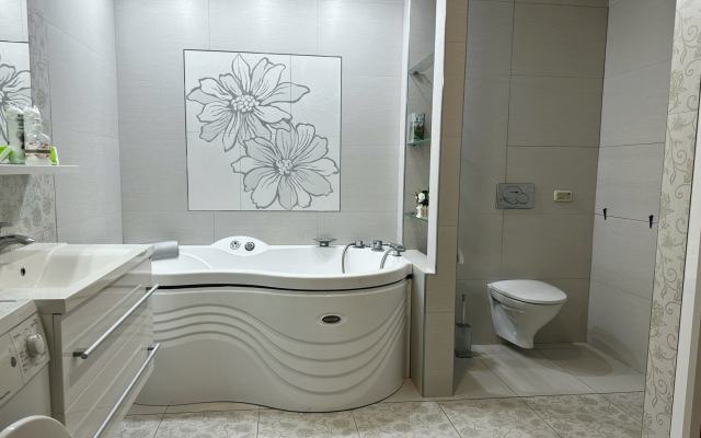 Квартира с панорамным видом на реку и все монастыри